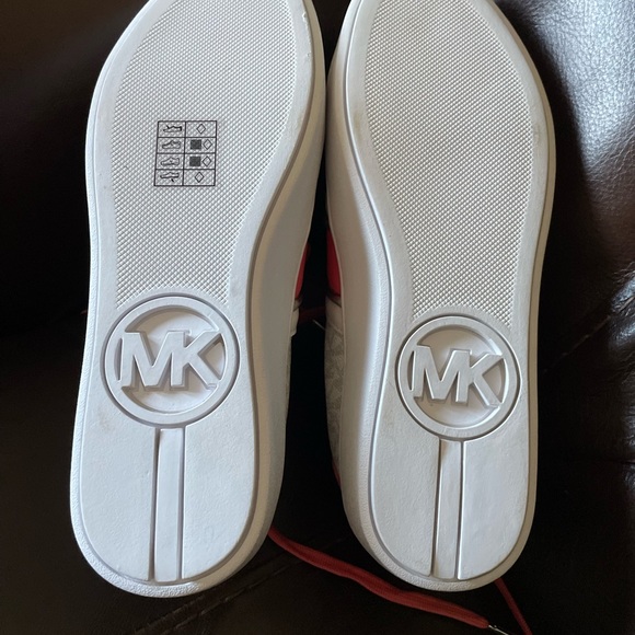 Brand new Michael Kors Sneakers. Only worn to try on. - Picture 3 of 4